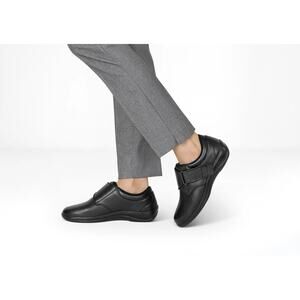 Orthofeet 810 Women's Black Leather Slip On Orthopedic Comfort Shoes Size 10.5 B